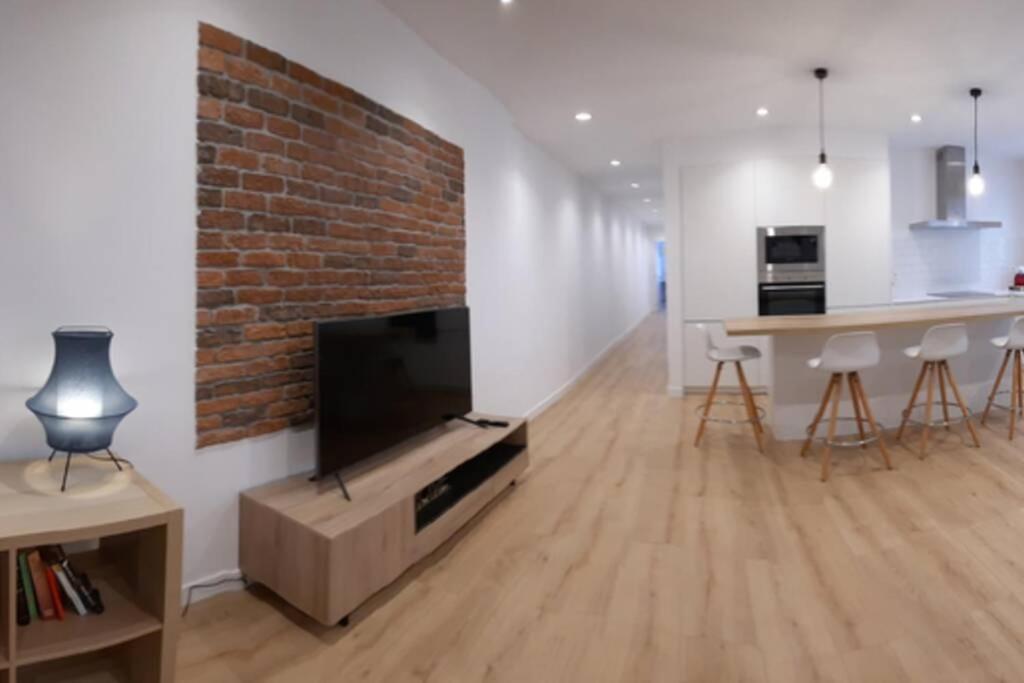 Apartamentos Milan 2 Oviedo Eksteriør billede